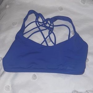 Lululemon Free to Be Bra